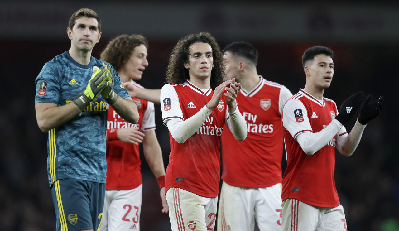 与数据曲线 与数据曲线